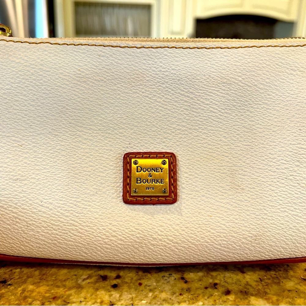 Dooney & Bourke cross body purse